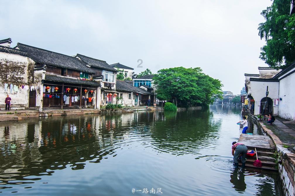 艾米高中校服