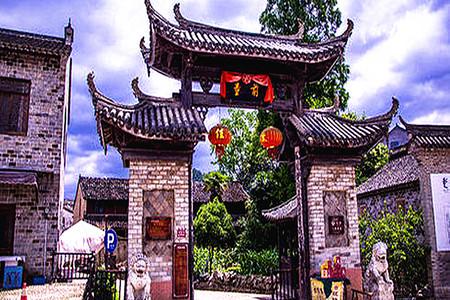 逃出巫婆屋
